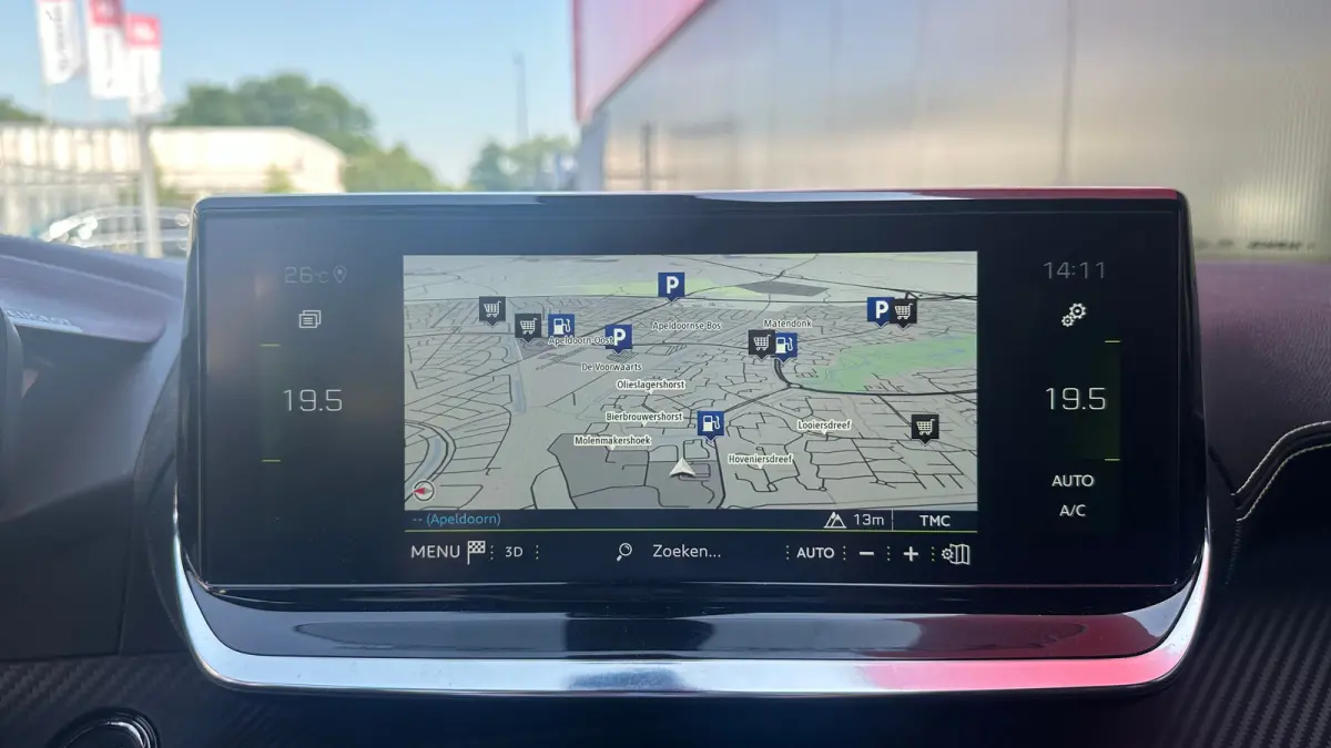 1.2 PureTech GT | Trekhaak | Camera | Apaptieve Cruise | Navigatie | Carplay | | Achterbank in delen neerklapbaar | Achteruitrijcamera | Airco (automatisch)