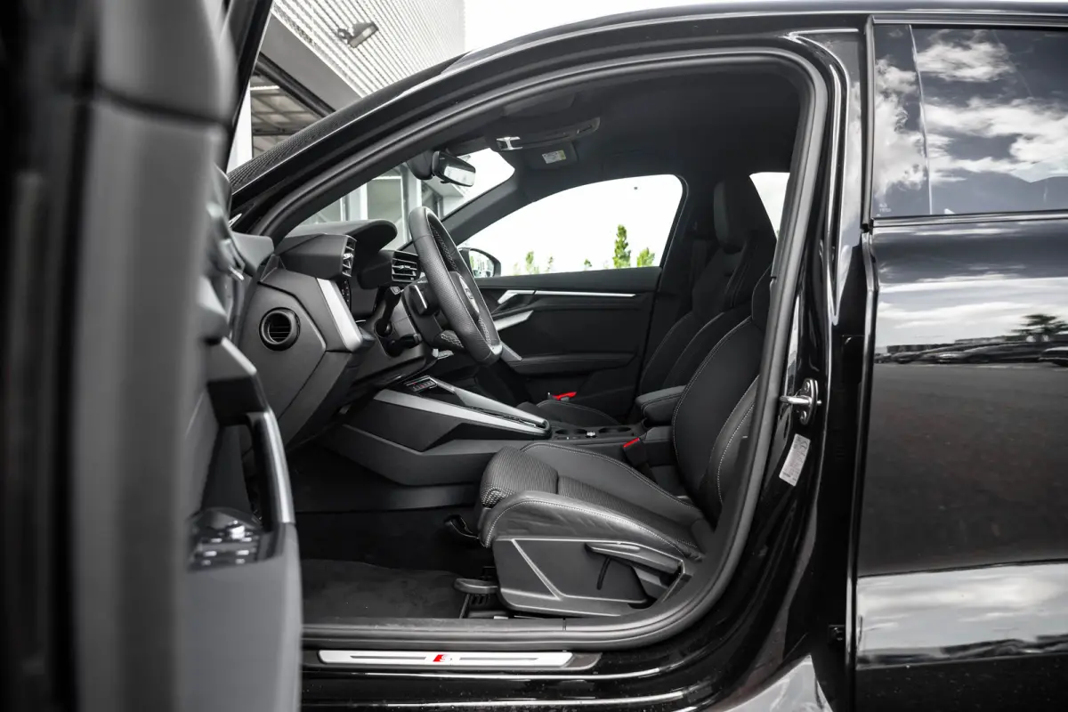 30 TFSI S edition | Apple Carplay/Android Auto|telefoonintegratie premium | Extra getint glas | LED achterlichten