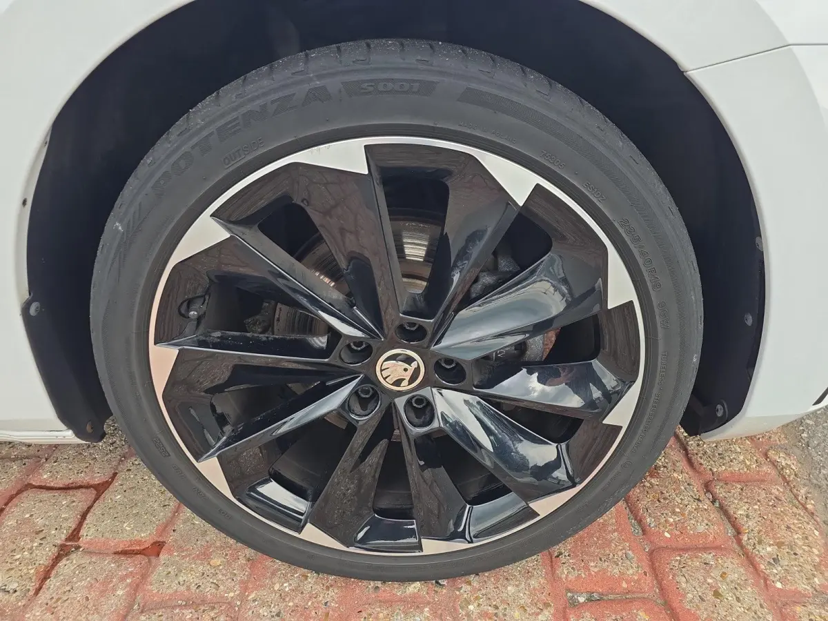 1.4 TSI iV Sportline Business | Trekhaak | A.Camera | ACC | PDC | Verw. Voorruit | SOH 94% |