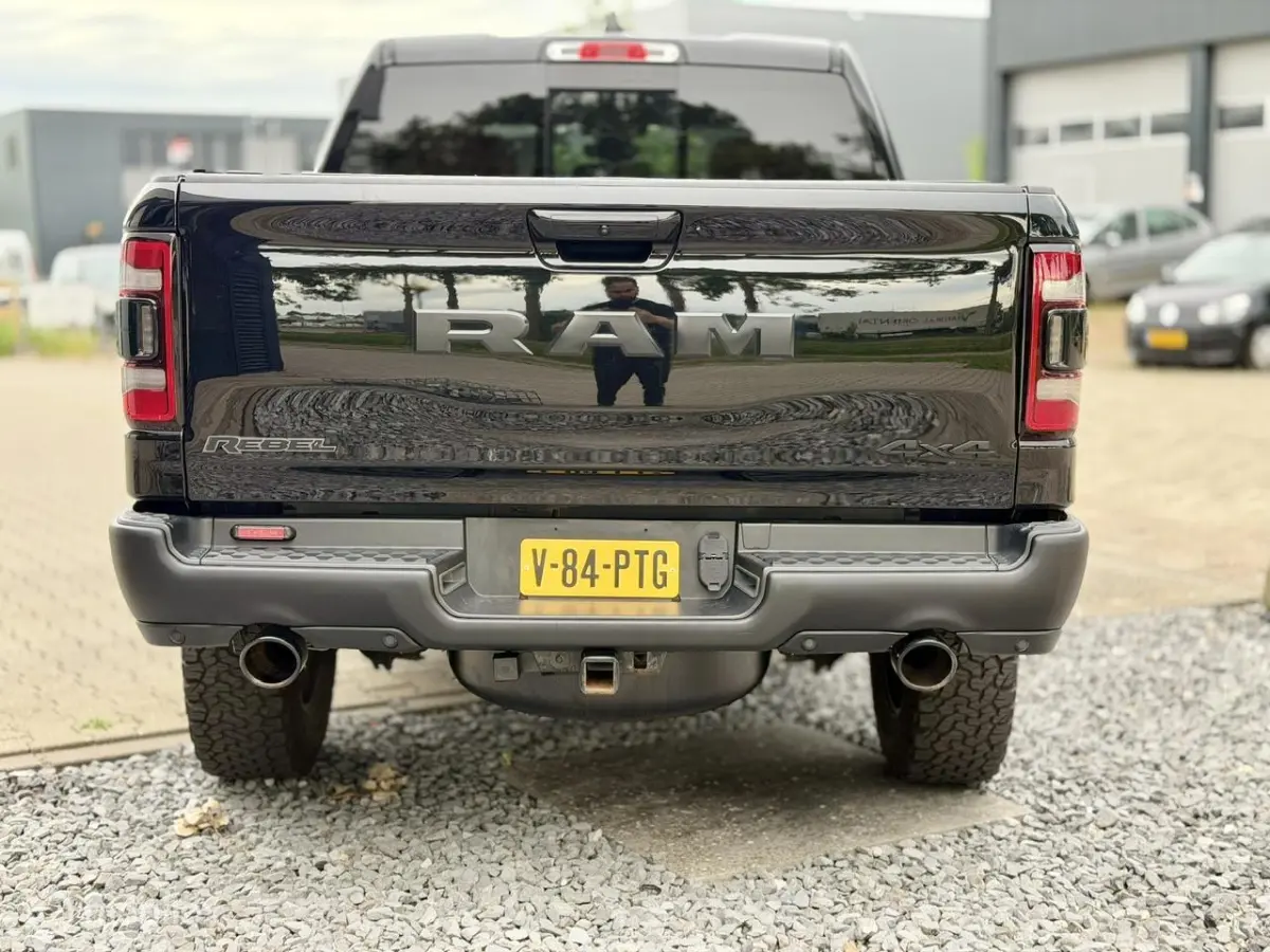 1500 4X4 5.7 V8 4x4 Crew Cab Rebel