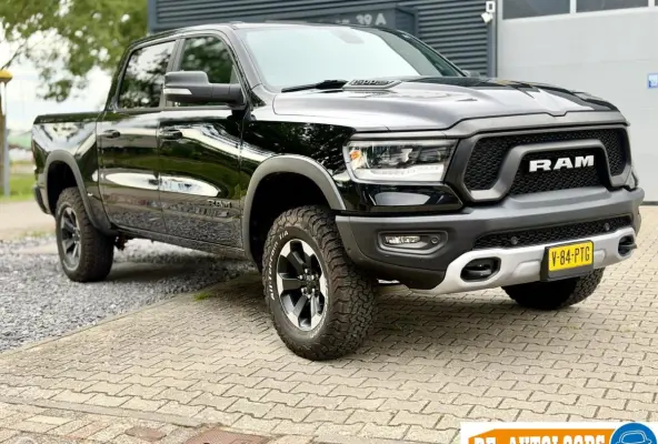 1500 4X4 5.7 V8 4x4 Crew Cab Rebel