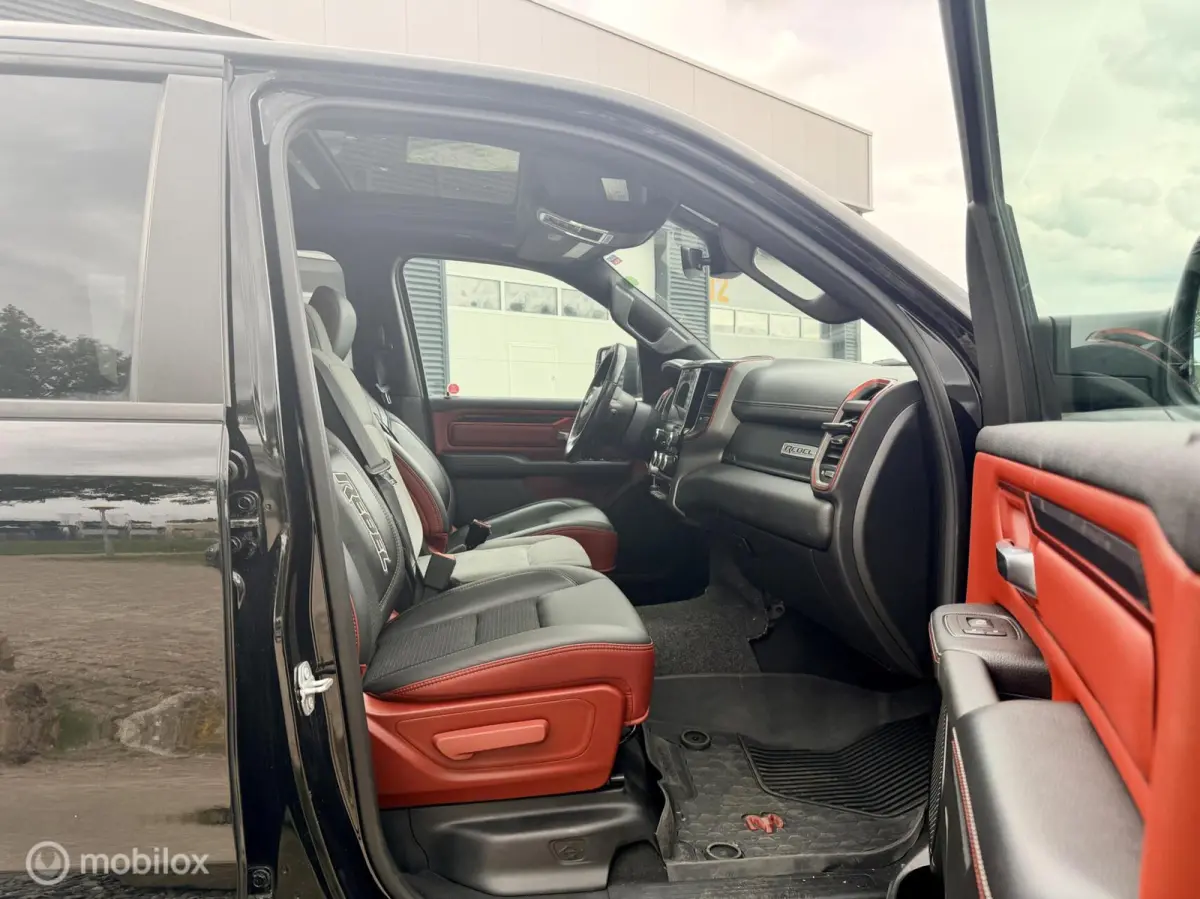1500 4X4 5.7 V8 4x4 Crew Cab Rebel