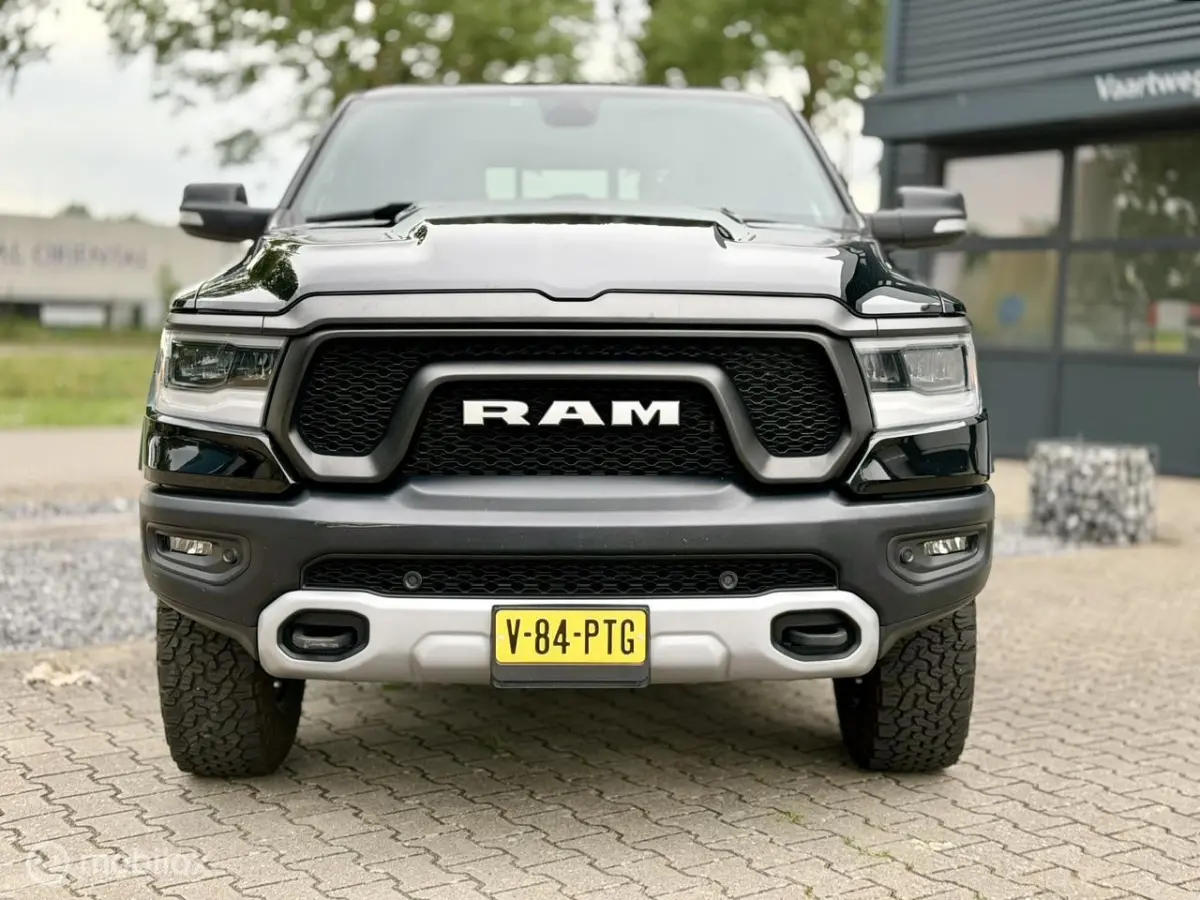 1500 4X4 5.7 V8 4x4 Crew Cab Rebel