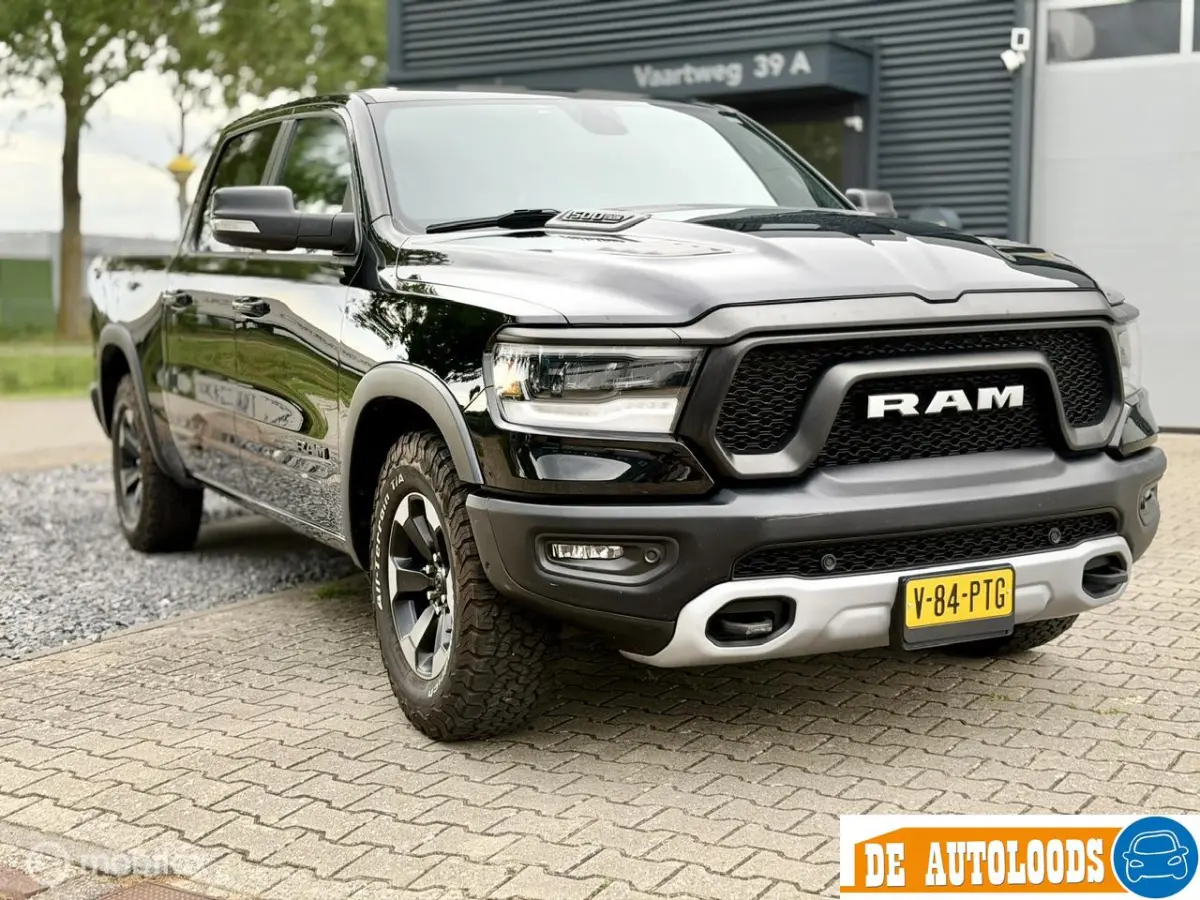 1500 4X4 5.7 V8 4x4 Crew Cab Rebel