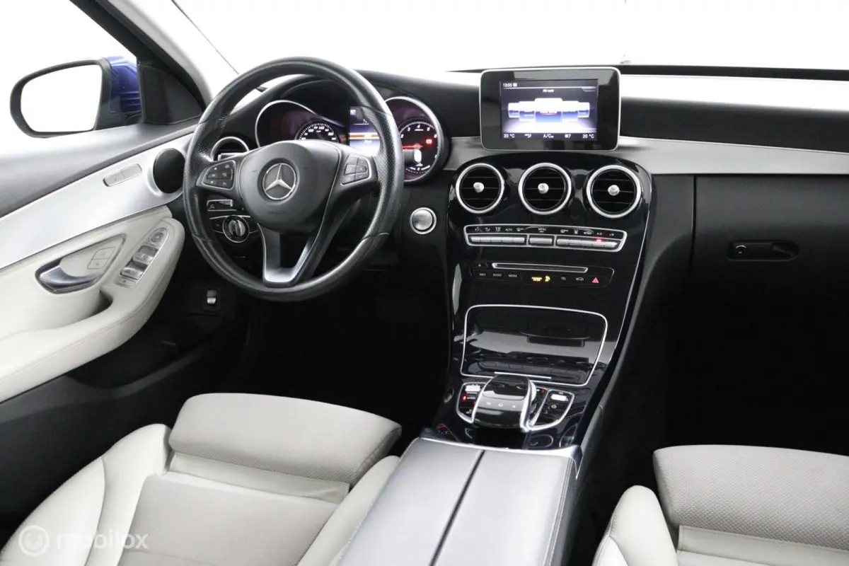 350 e Lease Edition 279 Pk l Plug-in Hybride | Elek.Trekhaak | stoelverwarming | lucht-vering |half lederen bekleding | DEALER-STAAT