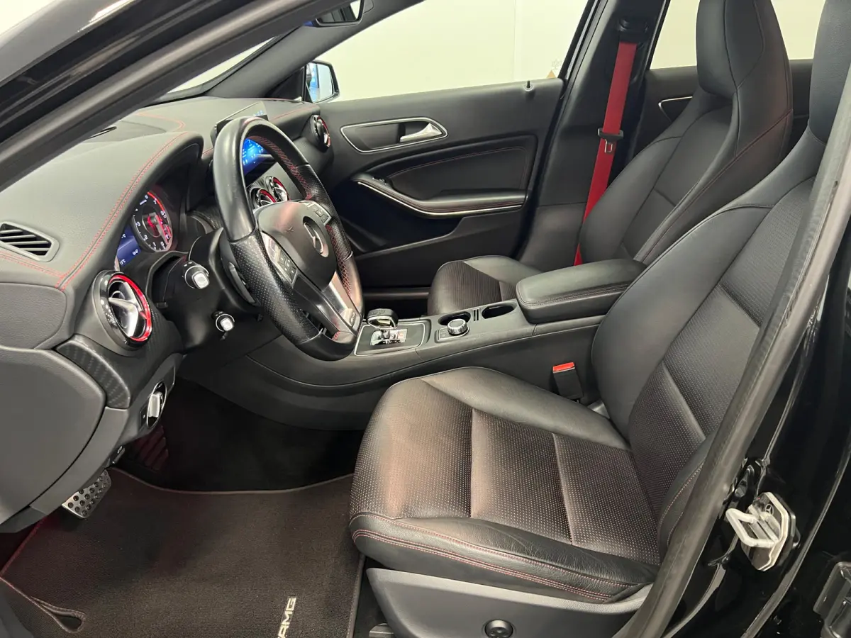 AMG 45 4MATIC / EDITION1 / CRUISE.C / STOELVERW. / LEDER / CAMERA /