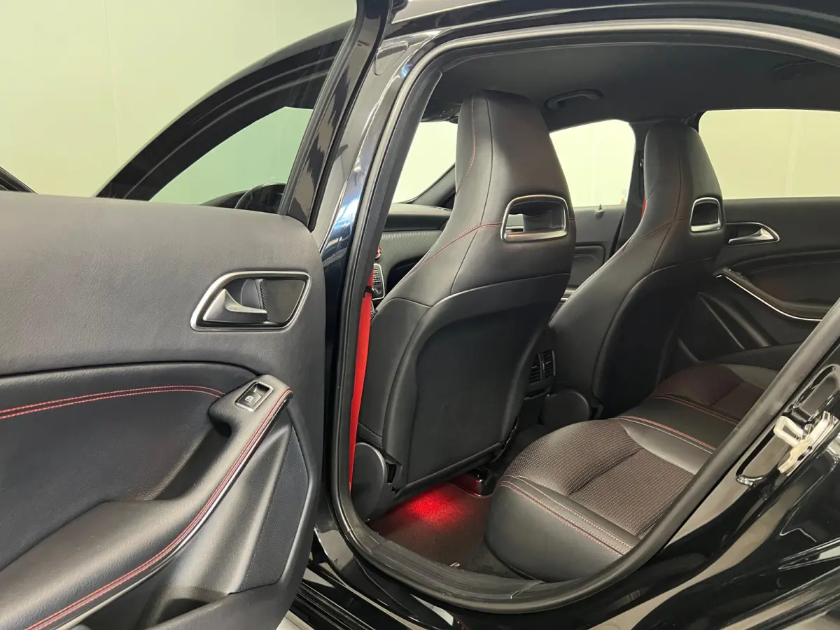 AMG 45 4MATIC / EDITION1 / CRUISE.C / STOELVERW. / LEDER / CAMERA /