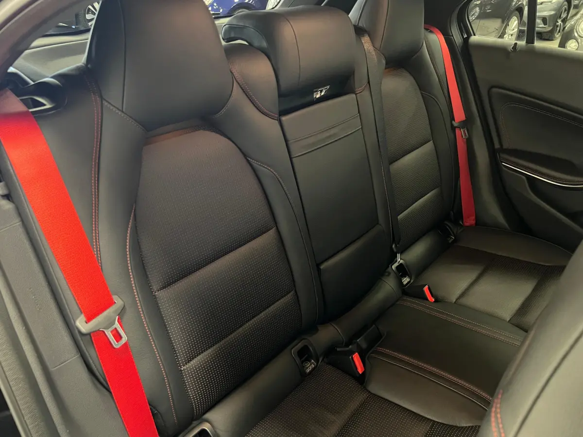 AMG 45 4MATIC / EDITION1 / CRUISE.C / STOELVERW. / LEDER / CAMERA /