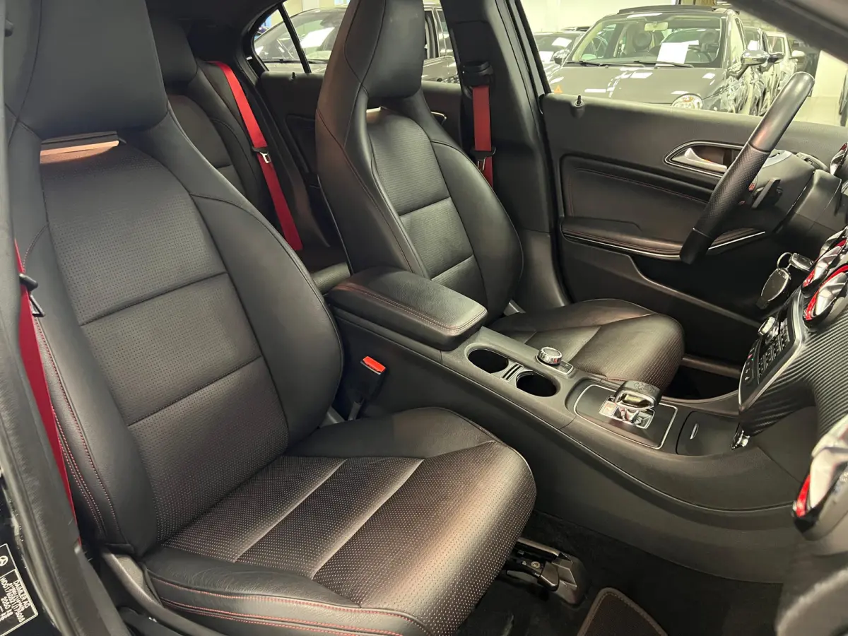 AMG 45 4MATIC / EDITION1 / CRUISE.C / STOELVERW. / LEDER / CAMERA /