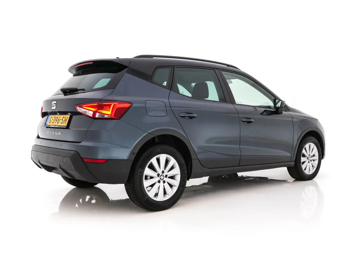1.0 TSI Style Business Intense (INCL-BTW) Aut. *ADAPTIVE-CRUISE | NAVI-FULLMAP | KEYLESS | CAMERA | DAB | CARPLAY | PRIVACY-GLASS | ECC | PDC | 16''ALU*