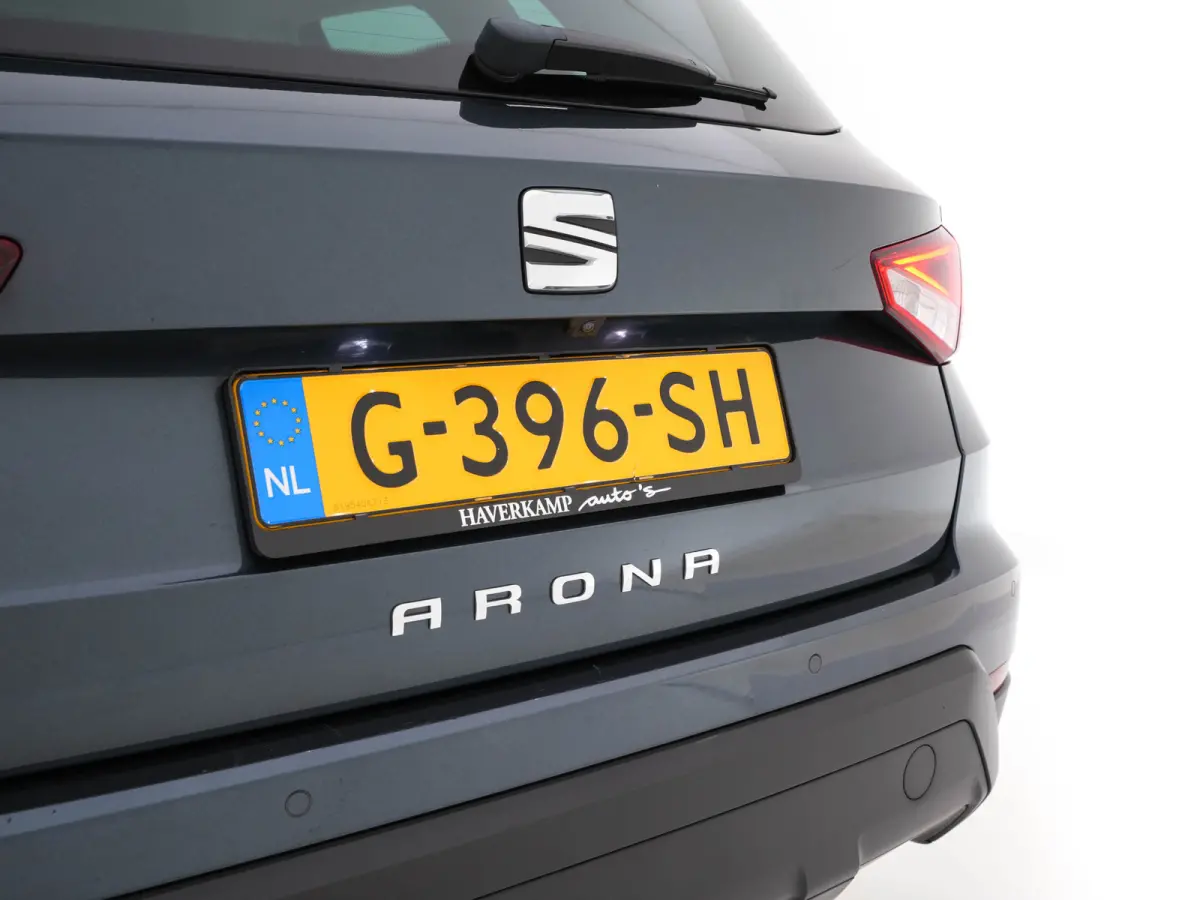 1.0 TSI Style Business Intense (INCL-BTW) Aut. *ADAPTIVE-CRUISE | NAVI-FULLMAP | KEYLESS | CAMERA | DAB | CARPLAY | PRIVACY-GLASS | ECC | PDC | 16''ALU*