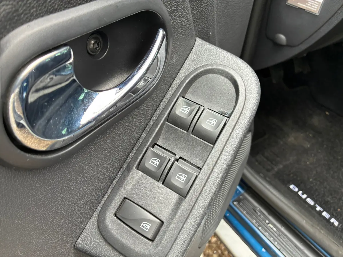 1.2 TCe 4x2 Prestige | Airco + Cruise + Navi nu € 8.975,-!!!