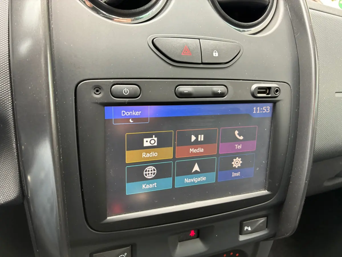 1.2 TCe 4x2 Prestige | Airco + Cruise + Navi nu € 8.975,-!!!