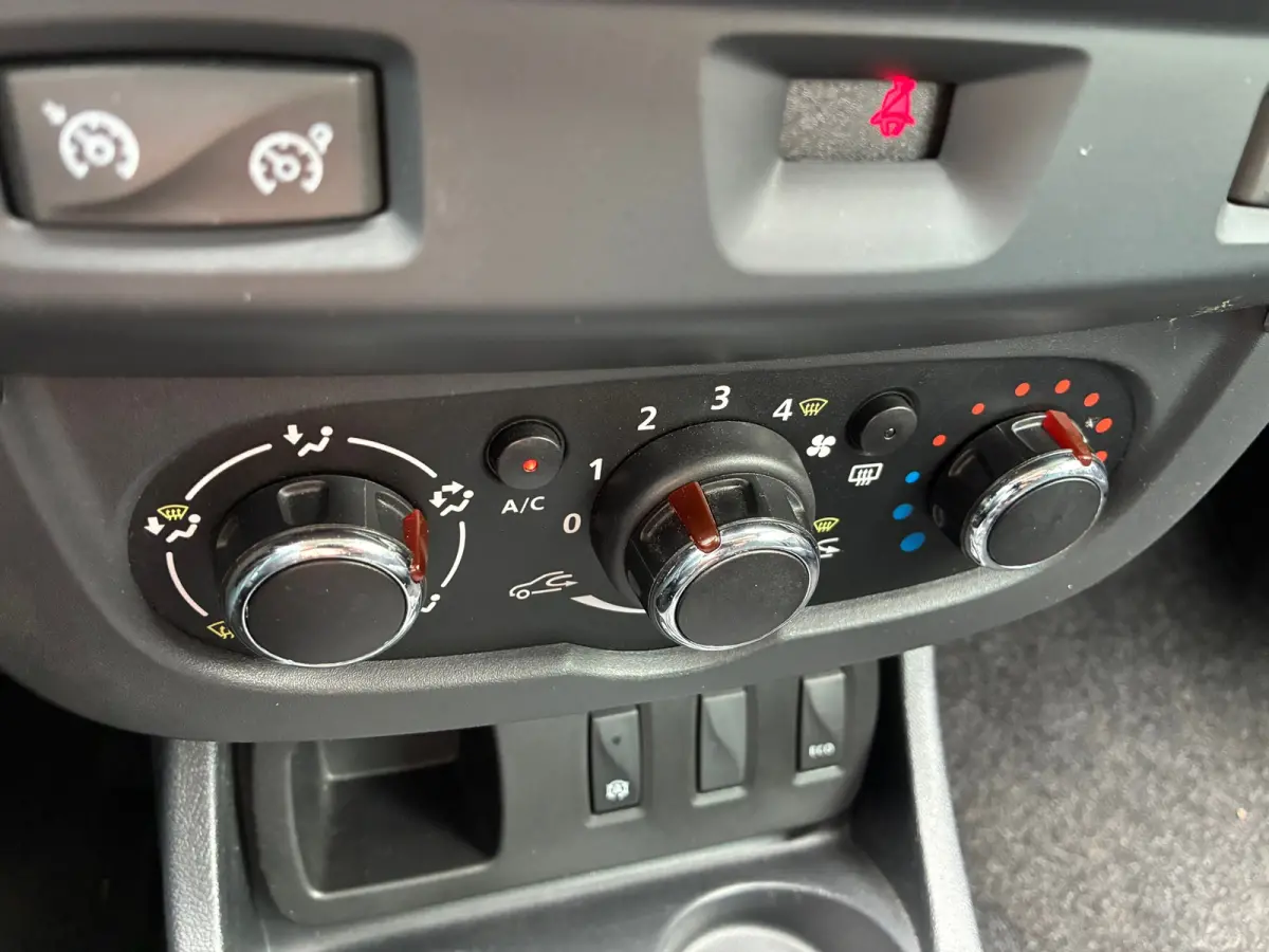 1.2 TCe 4x2 Prestige | Airco + Cruise + Navi nu € 8.975,-!!!