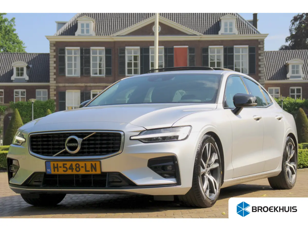 2.0 T4 R-Design | NL-AUTO! | PANODAK | ELEKTR. STOEL INCL. MEMORY | ELEKTR. TREKHAAK | STOELVERWARMING | ADAPTIVE CRUISE | DODE HOEK | LANE ASSIST