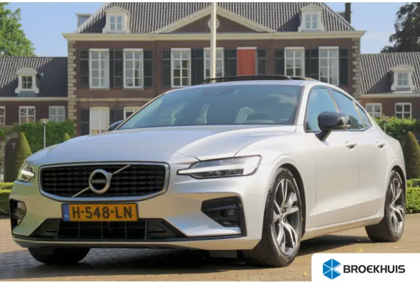 2.0 T4 R-Design | NL-AUTO! | PANODAK | ELEKTR. STOEL INCL. MEMORY | ELEKTR. TREKHAAK | STOELVERWARMING | ADAPTIVE CRUISE | DODE HOEK | LANE ASSIST