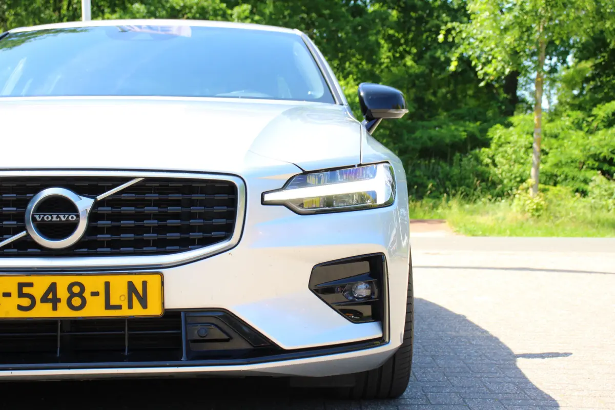 2.0 T4 R-Design | NL-AUTO! | PANODAK | ELEKTR. STOEL INCL. MEMORY | ELEKTR. TREKHAAK | STOELVERWARMING | ADAPTIVE CRUISE | DODE HOEK | LANE ASSIST