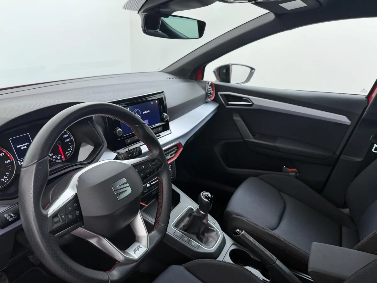 1.0 EcoTSI FR | Apple CarPlay | LED Koplampen | Climate Control |