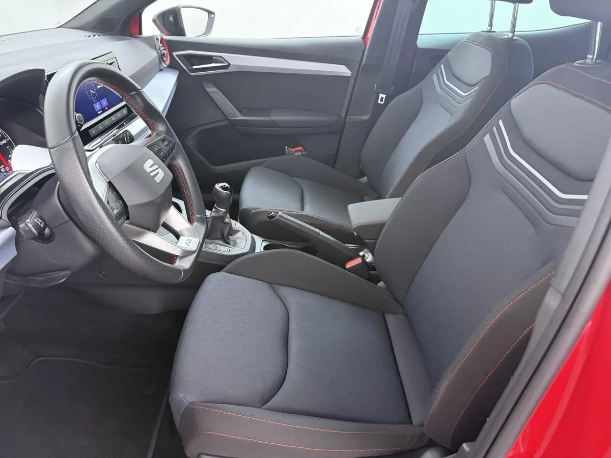 1.0 EcoTSI FR | Apple CarPlay | LED Koplampen | Climate Control |