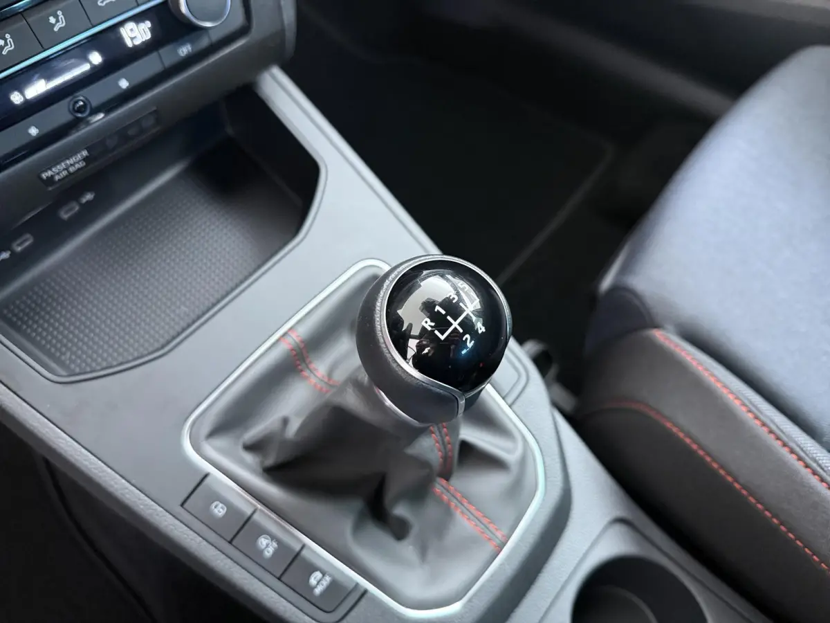 1.0 EcoTSI FR | Apple CarPlay | LED Koplampen | Climate Control |