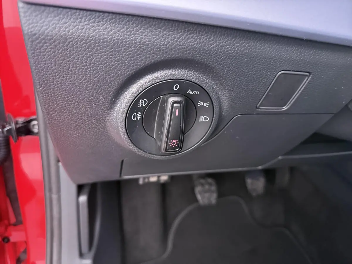 1.0 EcoTSI FR | Apple CarPlay | LED Koplampen | Climate Control |