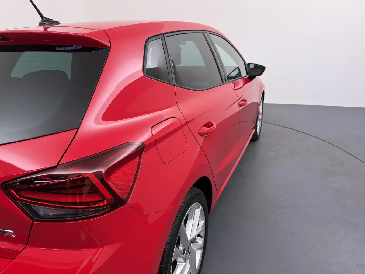 1.0 EcoTSI FR | Apple CarPlay | LED Koplampen | Climate Control |