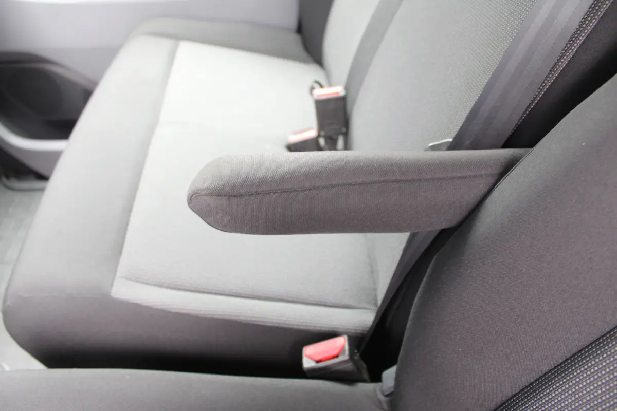 L3 2.0 CDTI 145 PK | TREKHAAK | NAVI | RVS IMPERIAAL | BETIMMERING | COMFORT WAND | APPLE CARPLAY/ANDROID AUTO |