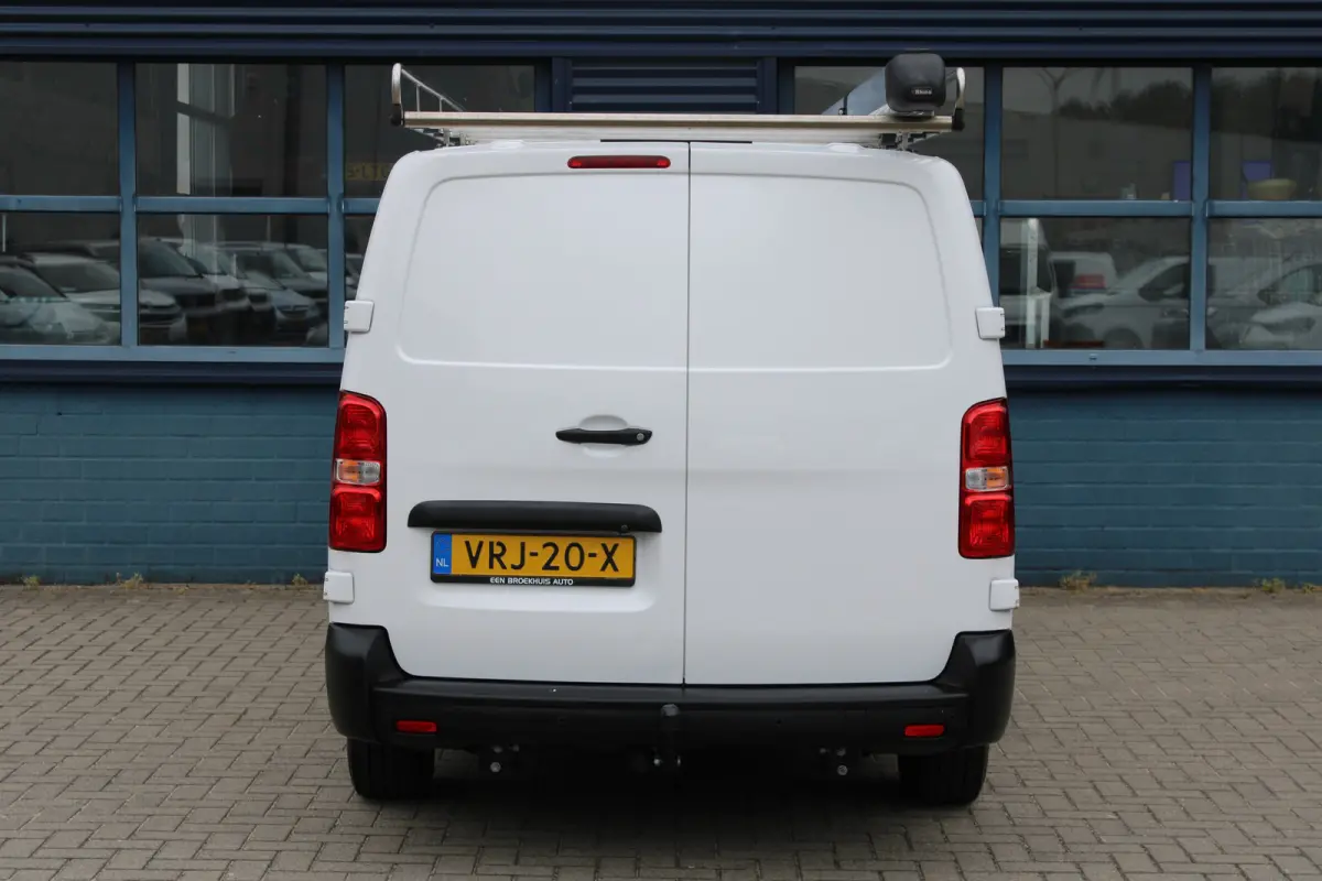 L3 2.0 CDTI 145 PK | TREKHAAK | NAVI | RVS IMPERIAAL | BETIMMERING | COMFORT WAND | APPLE CARPLAY/ANDROID AUTO |