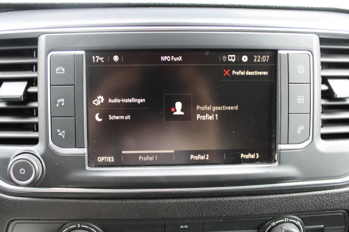 L3 2.0 CDTI 145 PK | TREKHAAK | NAVI | RVS IMPERIAAL | BETIMMERING | COMFORT WAND | APPLE CARPLAY/ANDROID AUTO |