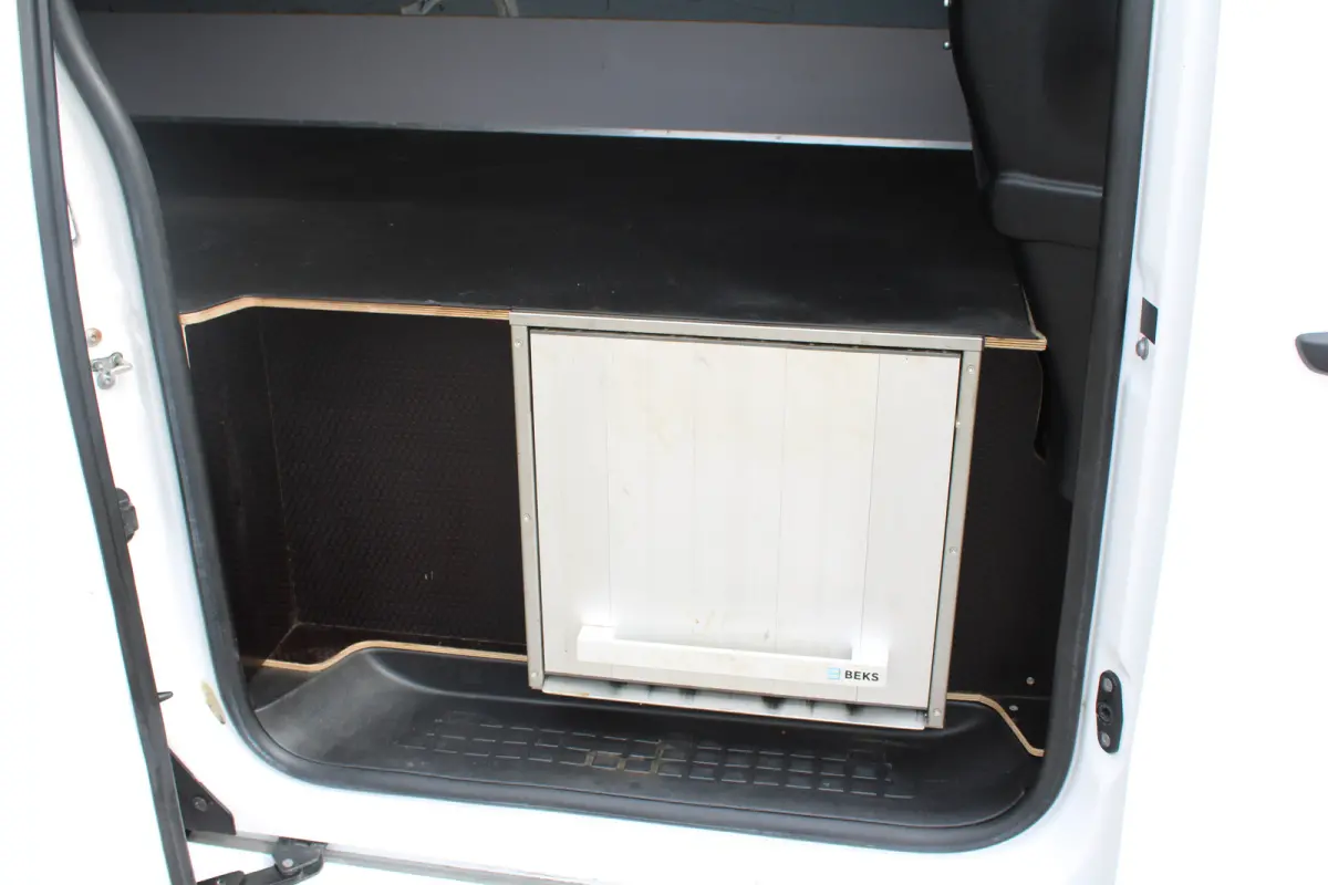 L3 2.0 CDTI 145 PK | TREKHAAK | NAVI | RVS IMPERIAAL | BETIMMERING | COMFORT WAND | APPLE CARPLAY/ANDROID AUTO |