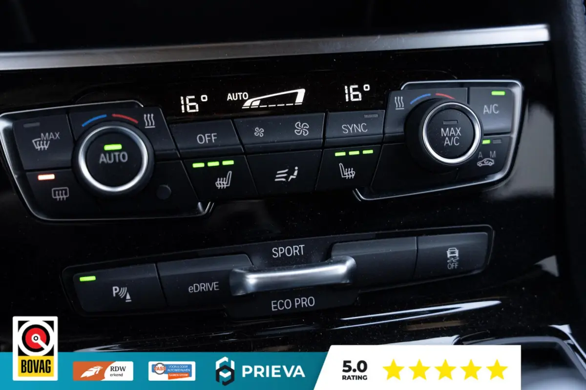 225xe M-Sport | Leder | Stoelverwarming | Memory