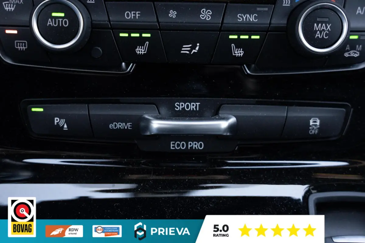 225xe M-Sport | Leder | Stoelverwarming | Memory