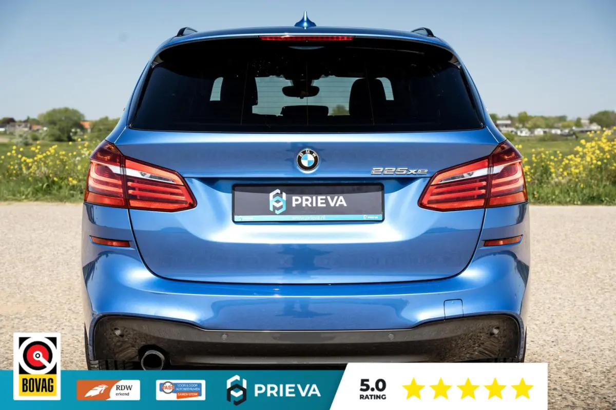 225xe M-Sport | Leder | Stoelverwarming | Memory