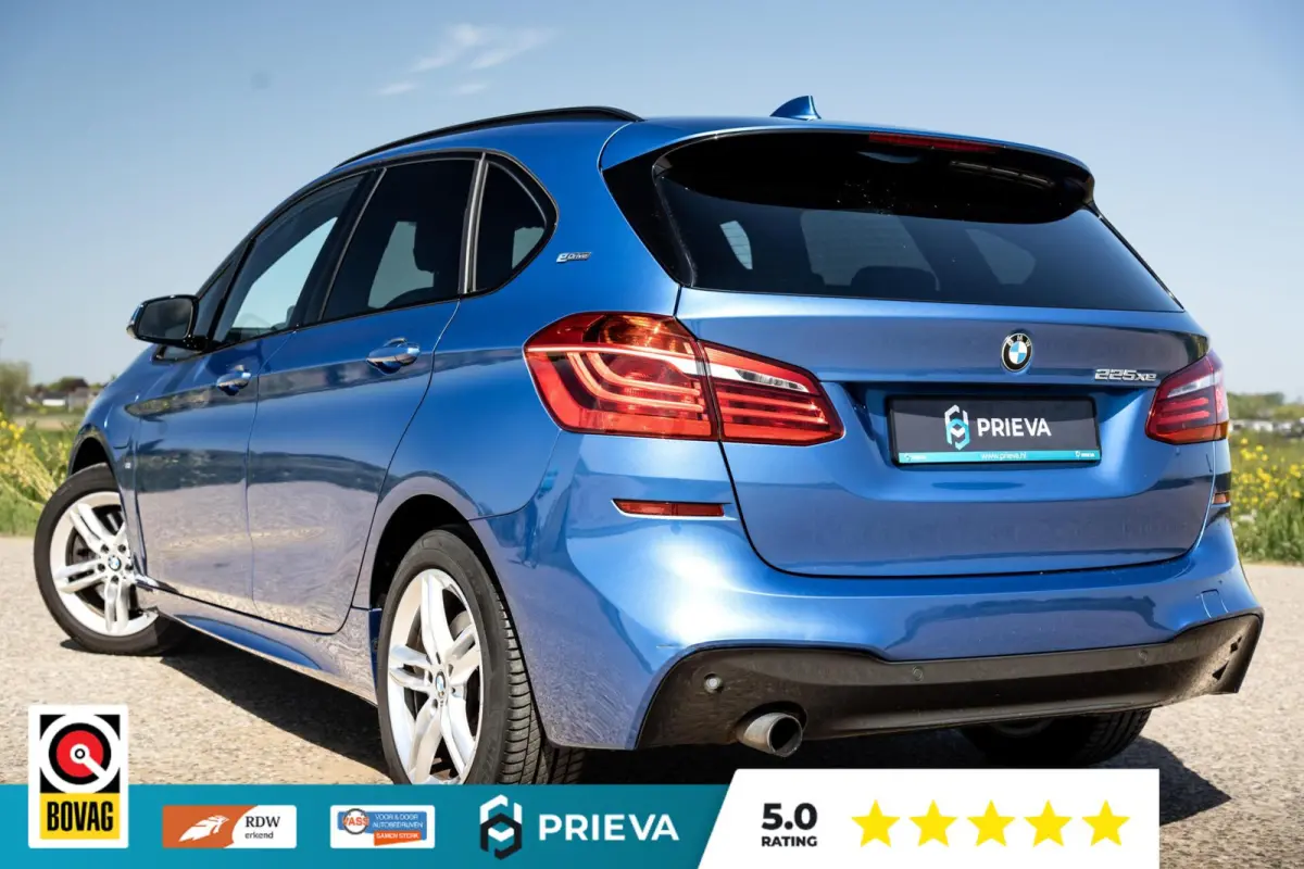225xe M-Sport | Leder | Stoelverwarming | Memory