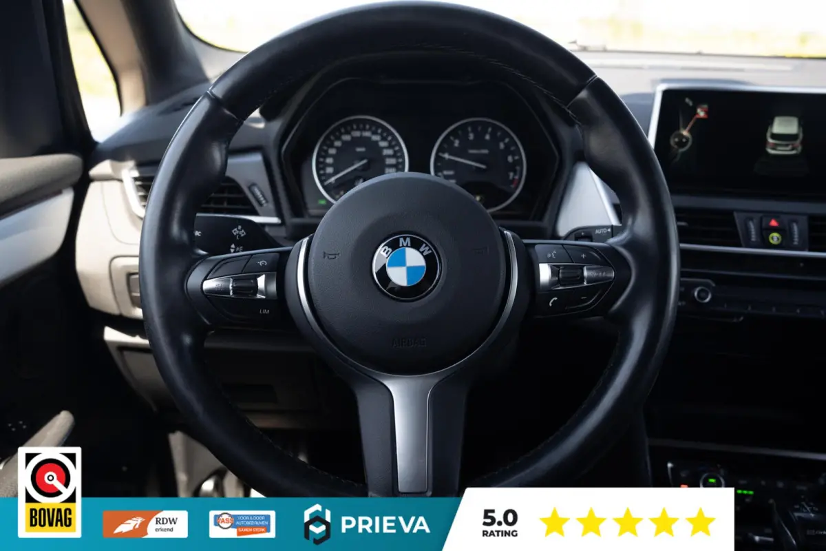 225xe M-Sport | Leder | Stoelverwarming | Memory