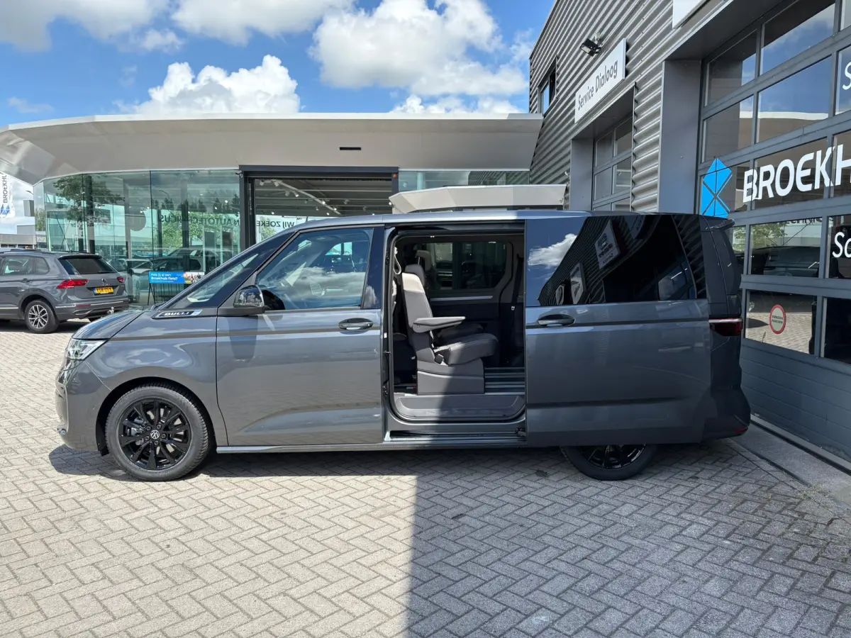 eHybrid 4MOTION L2 | Bulli | Glazen Dak | Trekhaak | 4 Seizoenen banden | Vis-A-Vis | IQ-Light