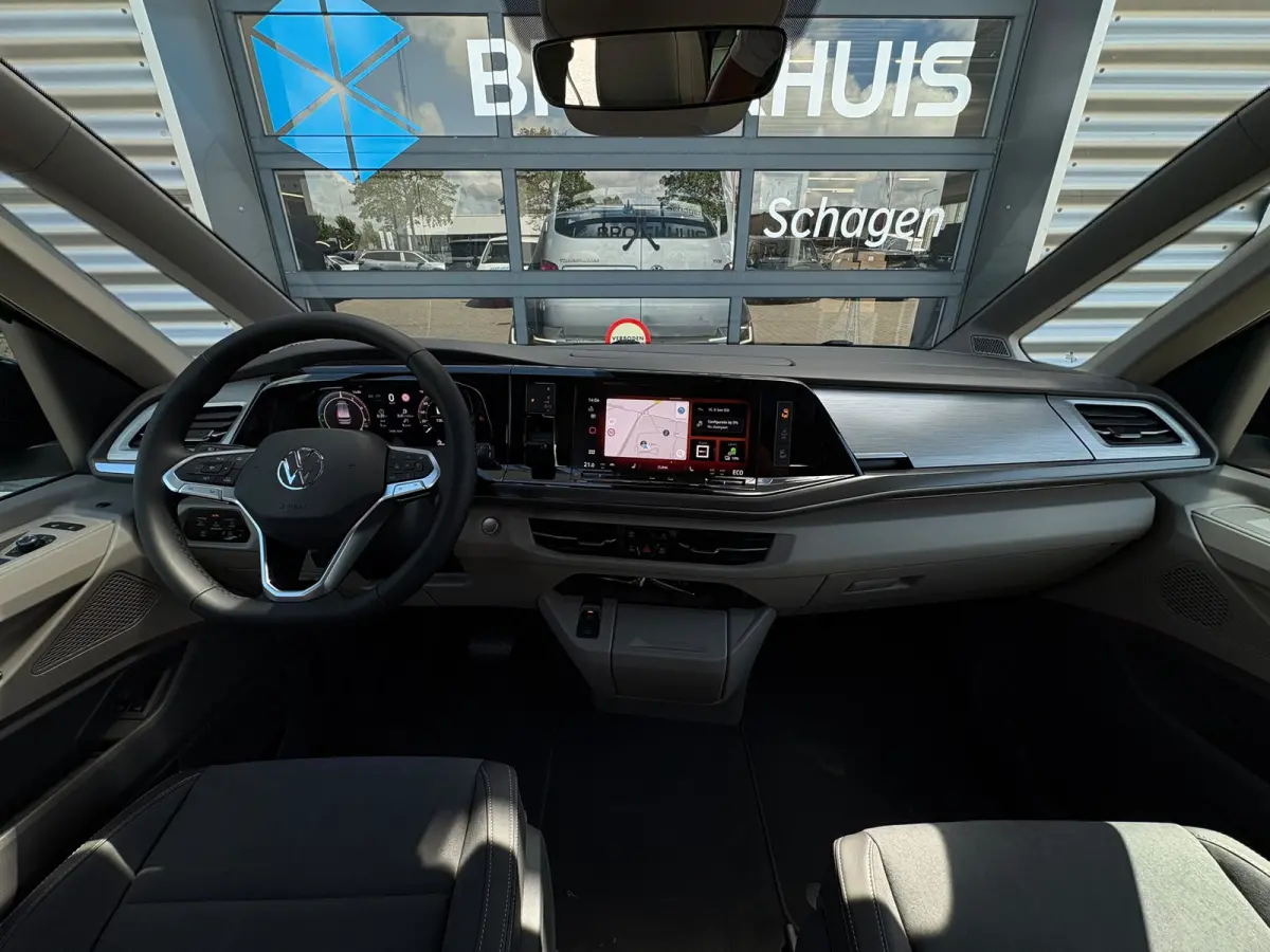 eHybrid 4MOTION L2 | Bulli | Glazen Dak | Trekhaak | 4 Seizoenen banden | Vis-A-Vis | IQ-Light