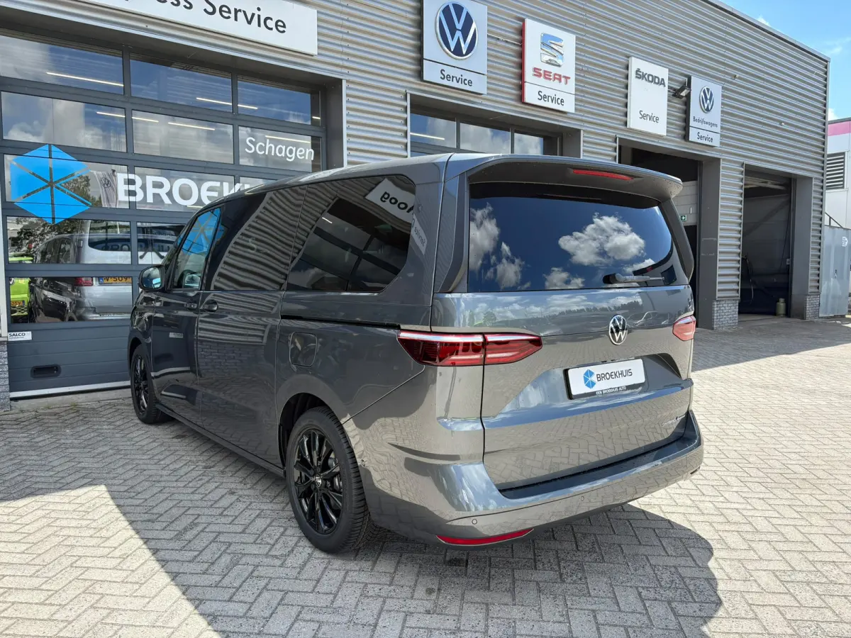 eHybrid 4MOTION L2 | Bulli | Glazen Dak | Trekhaak | 4 Seizoenen banden | Vis-A-Vis | IQ-Light