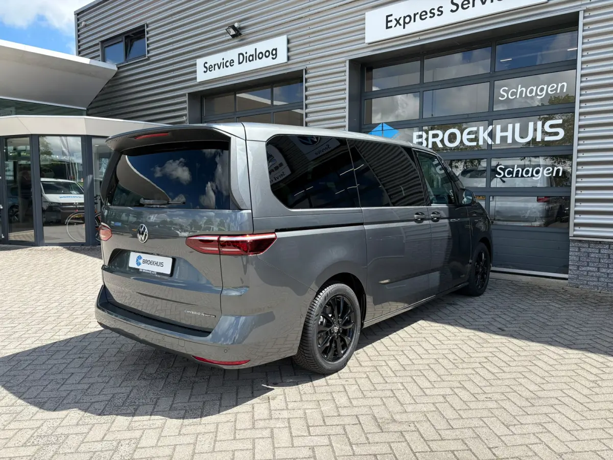 eHybrid 4MOTION L2 | Bulli | Glazen Dak | Trekhaak | 4 Seizoenen banden | Vis-A-Vis | IQ-Light