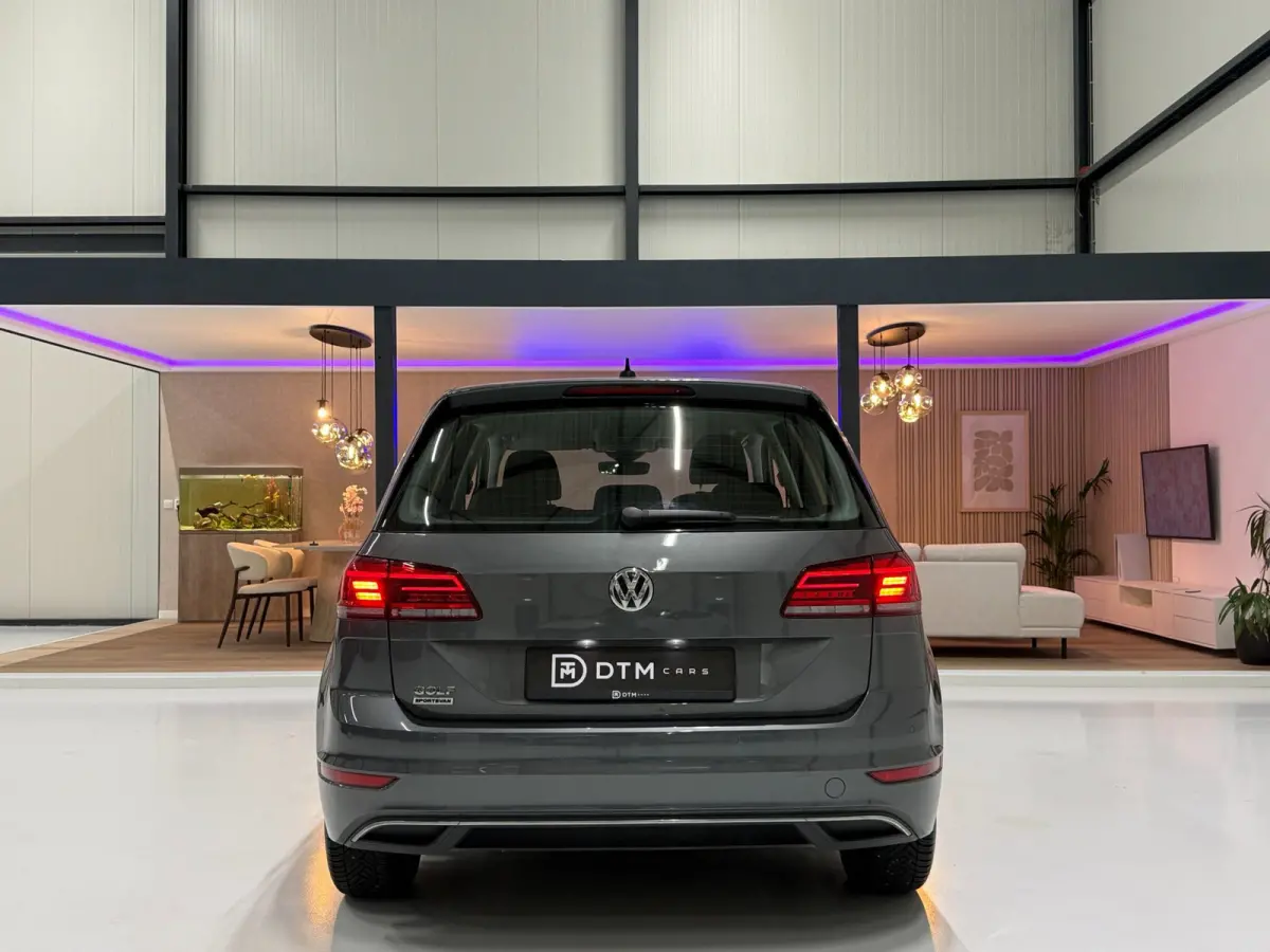1.0 TSI Highline Aut. | Trekhaak | ACC | LED | Camera