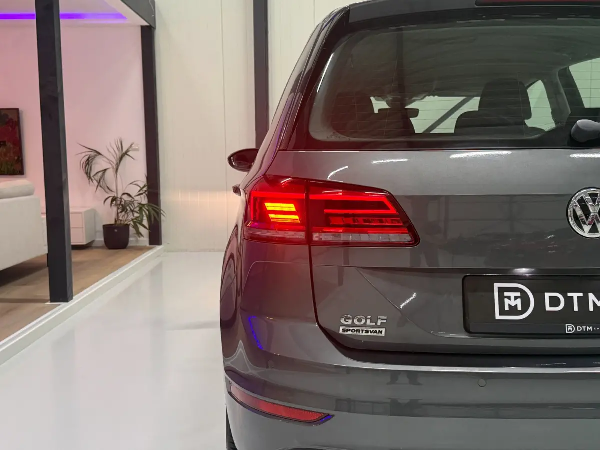 1.0 TSI Highline Aut. | Trekhaak | ACC | LED | Camera