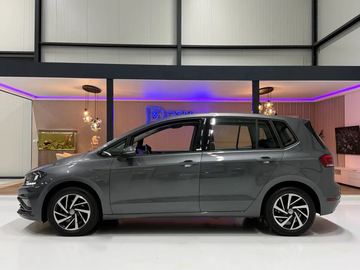 1.0 TSI Highline Aut. | Trekhaak | ACC | LED | Camera
