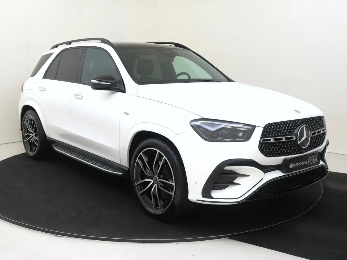 400 e 4MATIC AMG Line /Panoramadak / AIRMATIC/ Burmester/ Memory / 360Camera / 22 Inch
