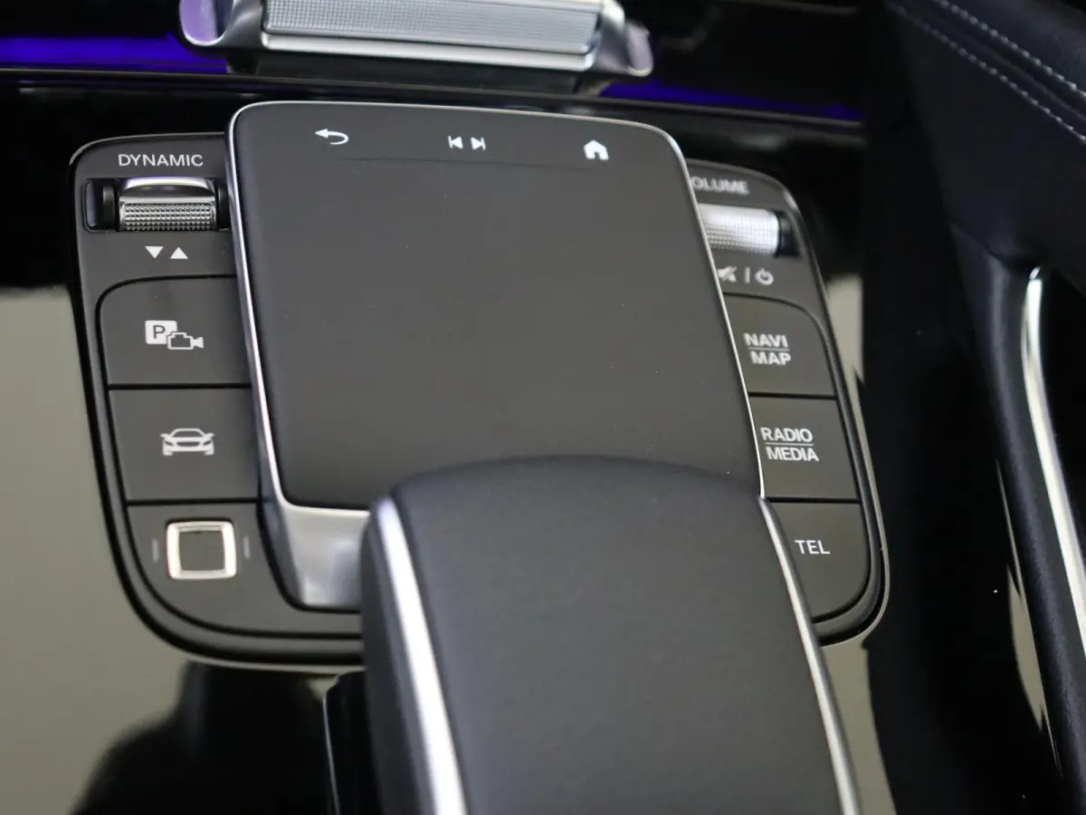 400 e 4MATIC AMG Line /Panoramadak / AIRMATIC/ Burmester/ Memory / 360Camera / 22 Inch