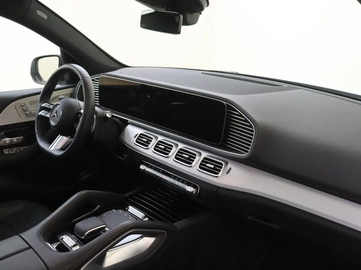 400 e 4MATIC AMG Line /Panoramadak / AIRMATIC/ Burmester/ Memory / 360Camera / 22 Inch