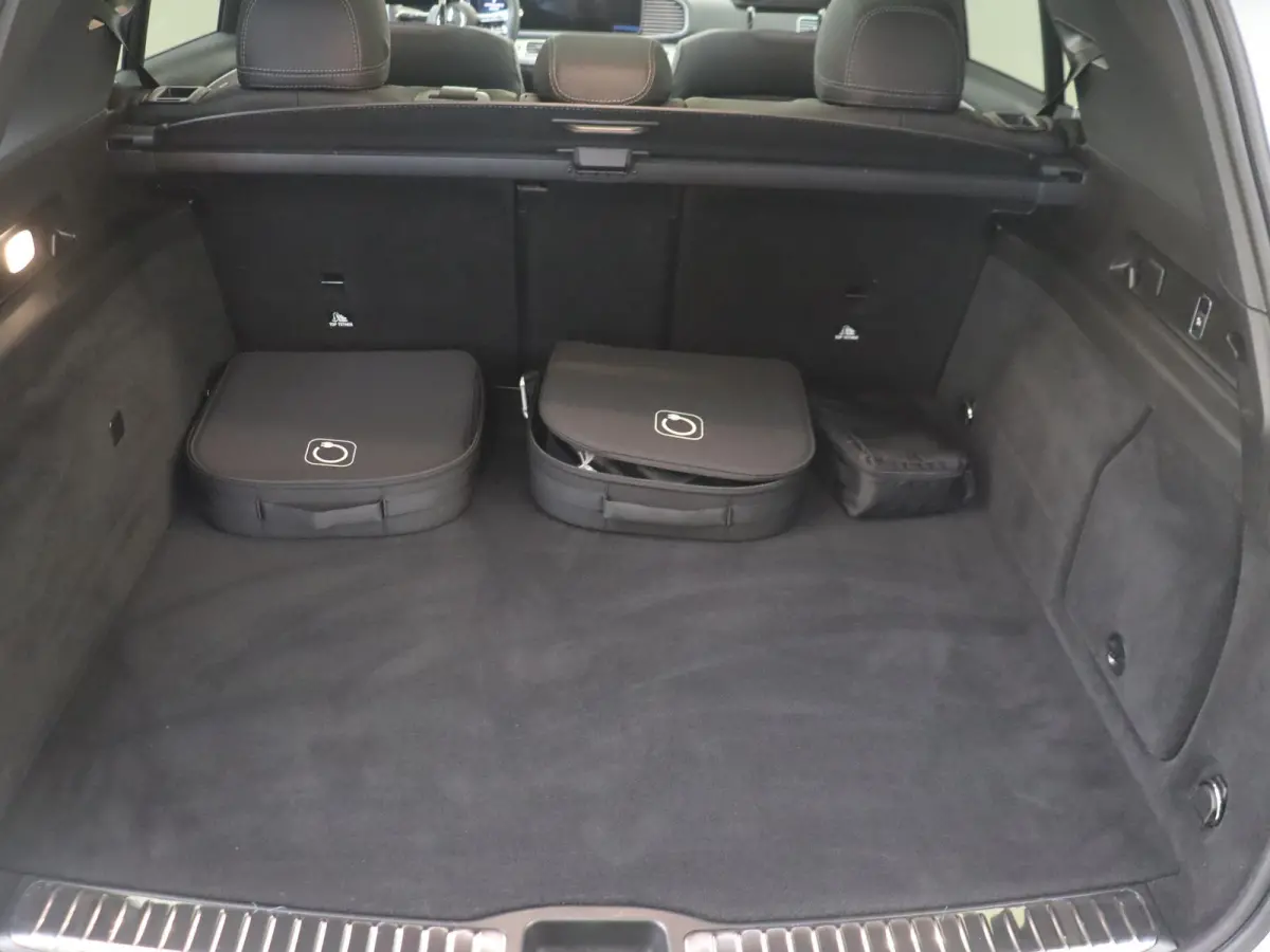 400 e 4MATIC AMG Line /Panoramadak / AIRMATIC/ Burmester/ Memory / 360Camera / 22 Inch