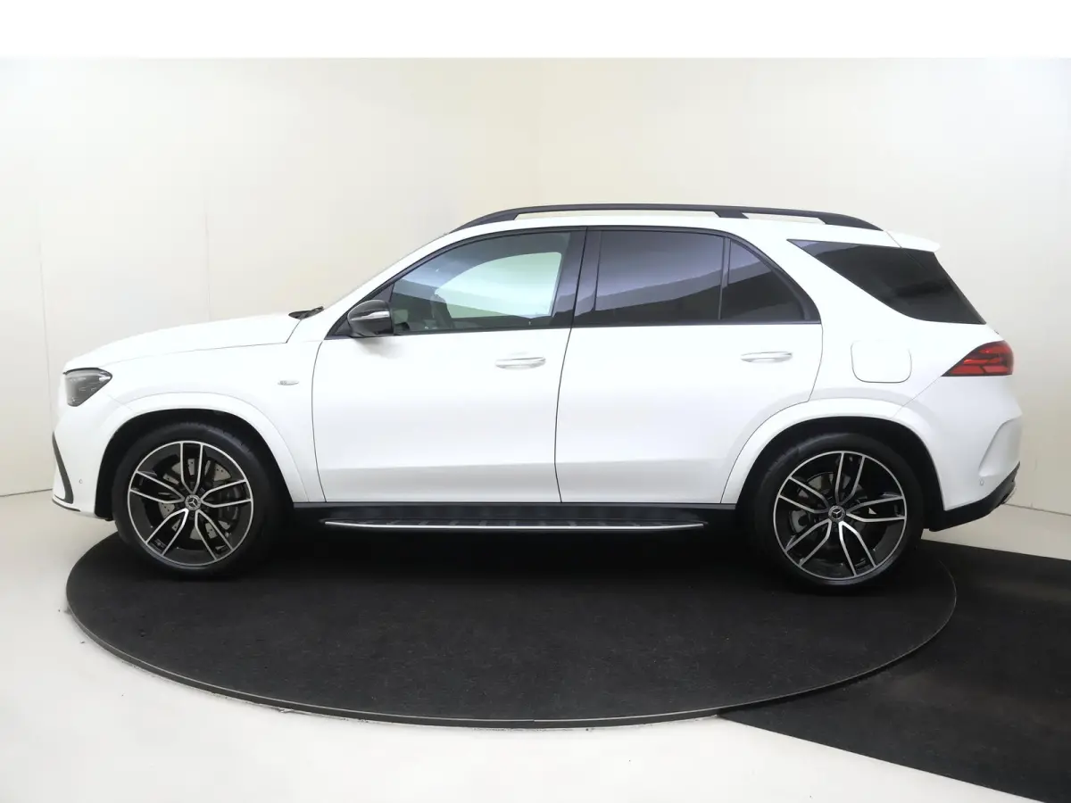 400 e 4MATIC AMG Line /Panoramadak / AIRMATIC/ Burmester/ Memory / 360Camera / 22 Inch