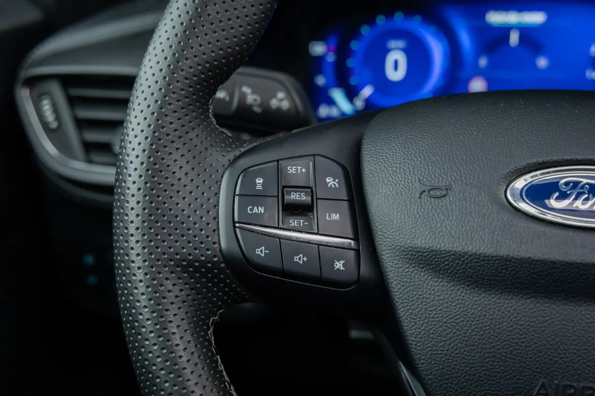 1.0 EcoBoost Vignale | 100% dealer o.h. | Panoramadak | Full LED | Adaptieve cruise | Camera | B&O Audio incl. DAB | Massage | Elec achterklep | Dodehoek detectie