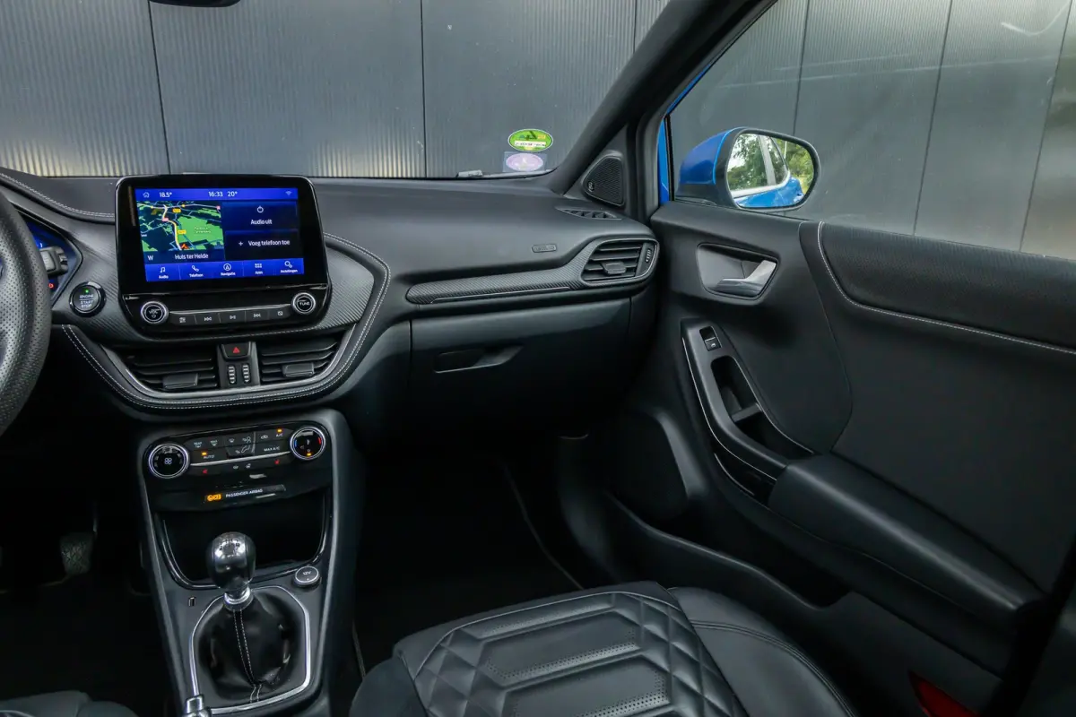 1.0 EcoBoost Vignale | 100% dealer o.h. | Panoramadak | Full LED | Adaptieve cruise | Camera | B&O Audio incl. DAB | Massage | Elec achterklep | Dodehoek detectie