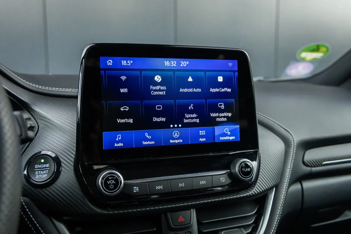 1.0 EcoBoost Vignale | 100% dealer o.h. | Panoramadak | Full LED | Adaptieve cruise | Camera | B&O Audio incl. DAB | Massage | Elec achterklep | Dodehoek detectie